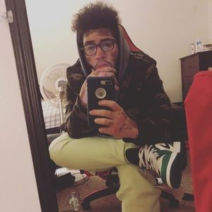 Meet your Posher, Myles